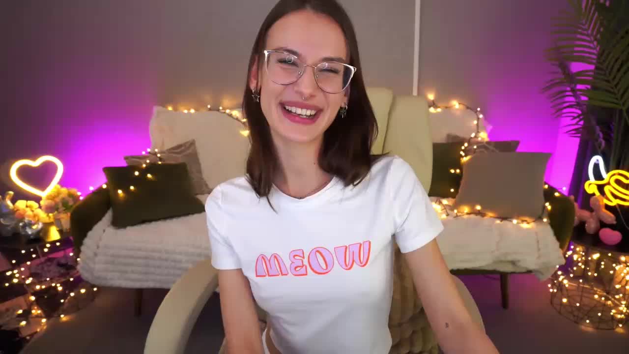 CozyMell Adult Chat May 18, 2026