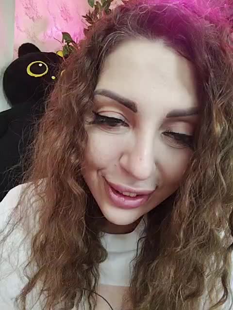 SexyKitty75-1 Adult Chat May 18, 2026