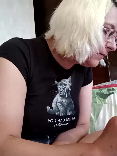 Vika211 Adult Chat May 18, 2026