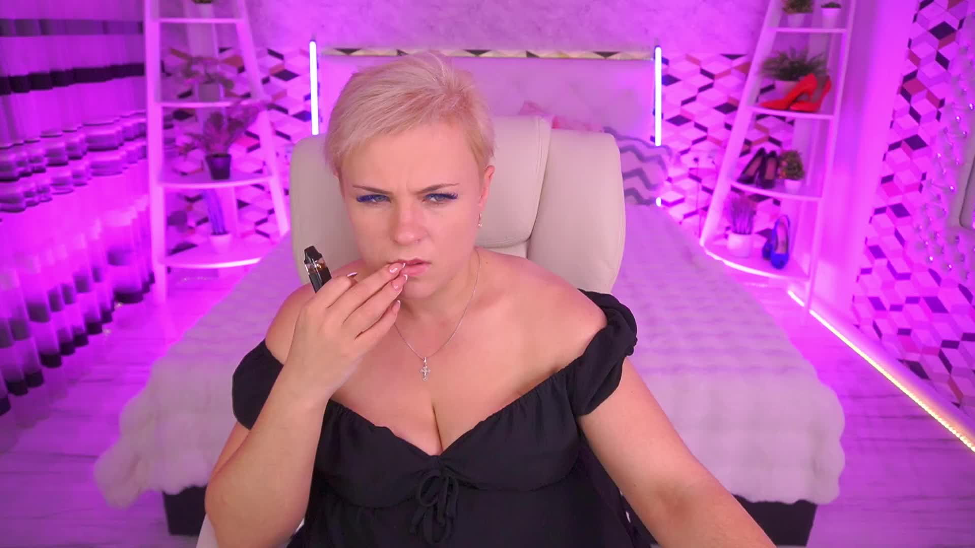 CrystalVibe Adult Chat May 18, 2026