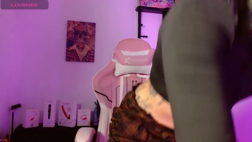 sharaross1 Adult Chat May 18, 2026