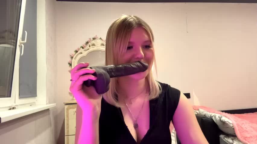 annyvibess Adult Chat May 18, 2026