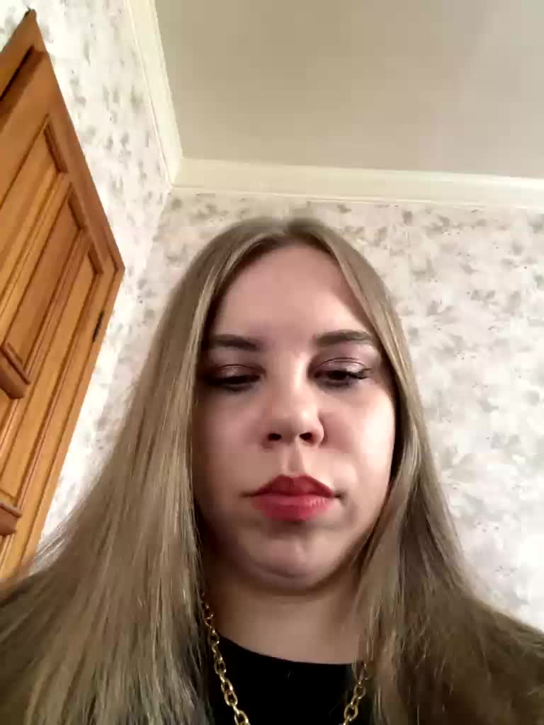 Natasha15 Adult Chat May 18, 2026
