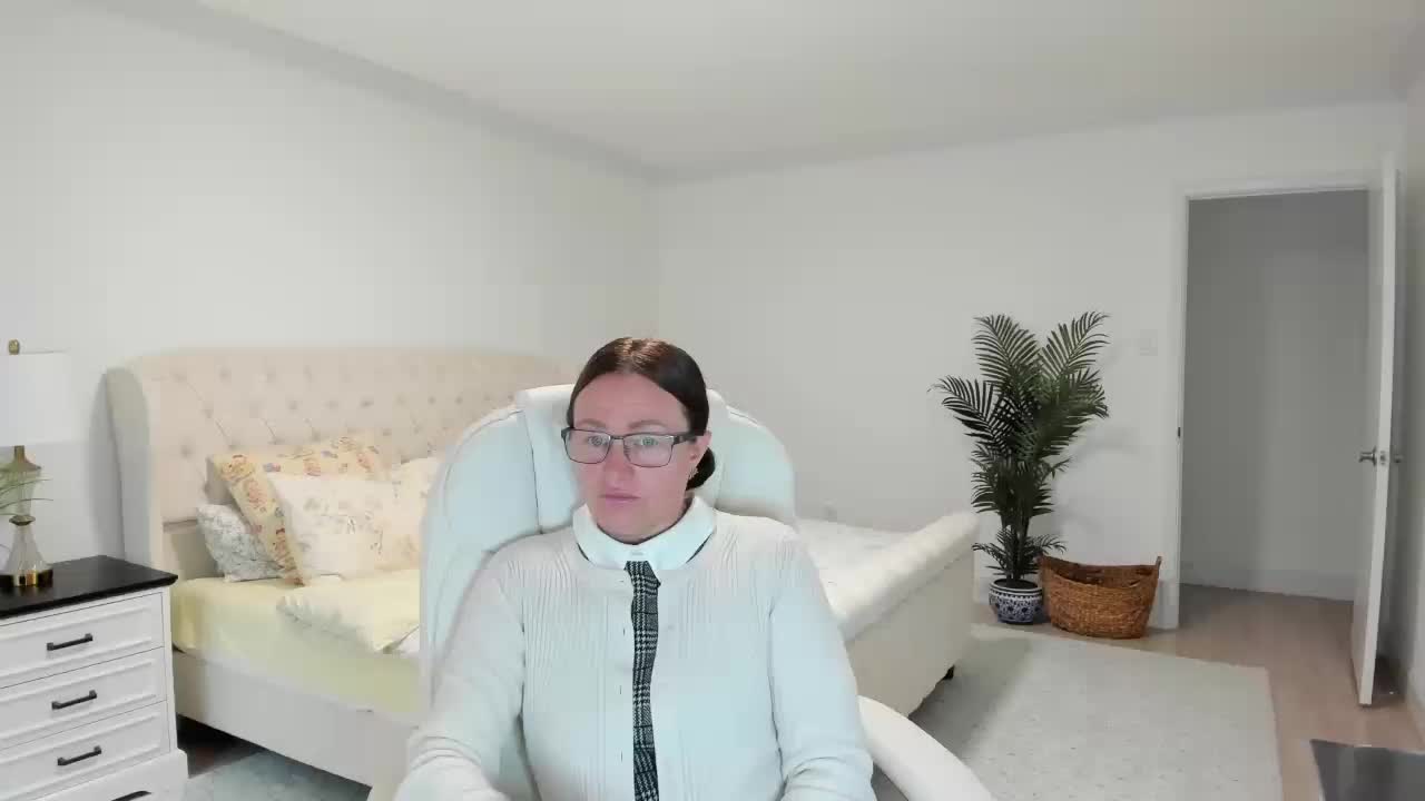 -Michelle- Adult Chat May 18, 2026