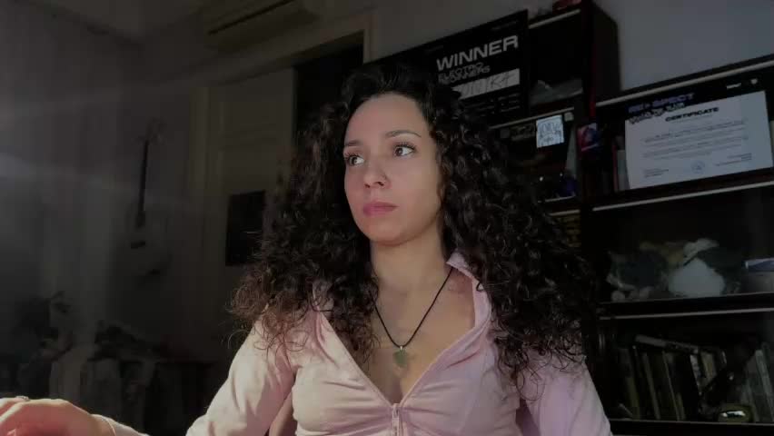 roxieflexie Adult Chat May 18, 2026