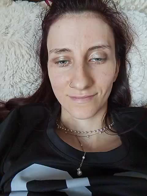 Kitty2044 Adult Chat May 18, 2026