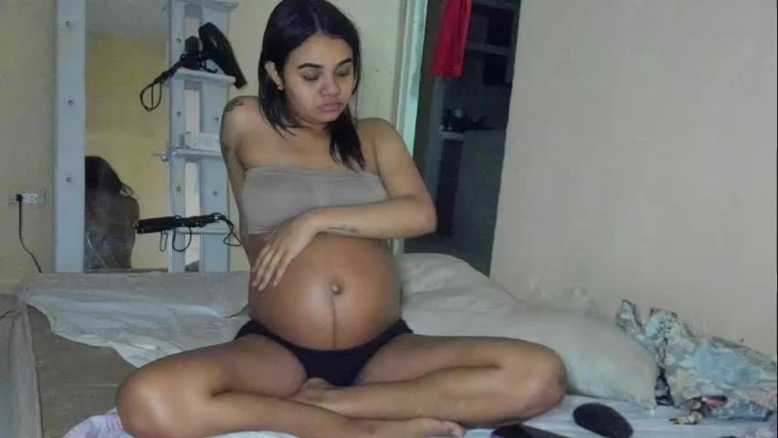 michell_smiths Adult Chat May 18, 2026