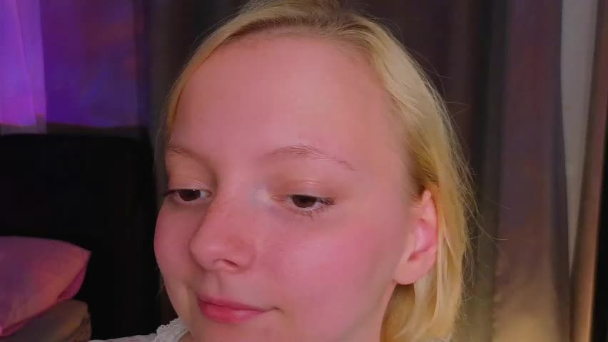 sweet_lynx Adult Chat May 18, 2026