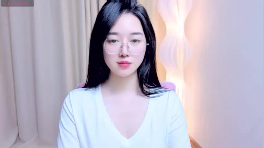 miu_999 Adult Chat May 18, 2026