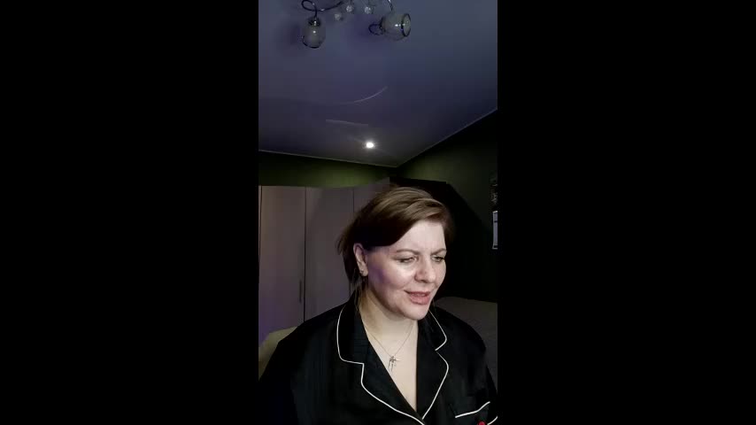 veronikawgold Adult Chat May 18, 2026