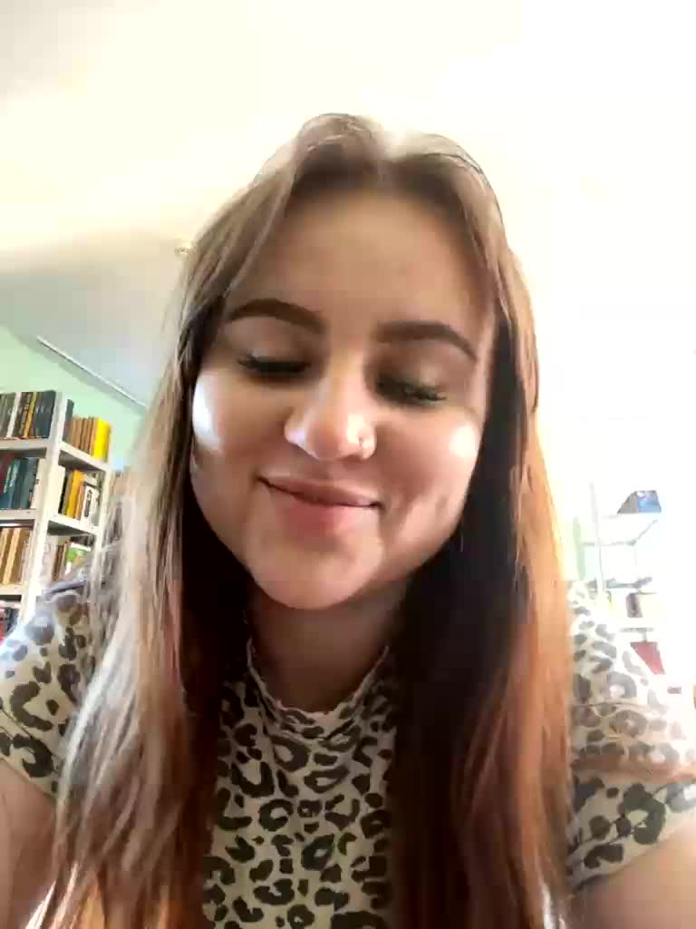 alina08 Adult Chat May 18, 2026