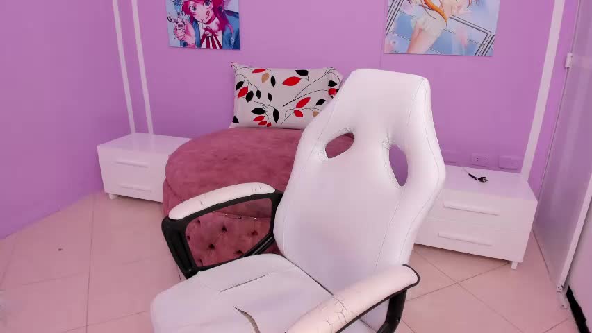 naugthy_brunette_ Adult Chat May 18, 2026