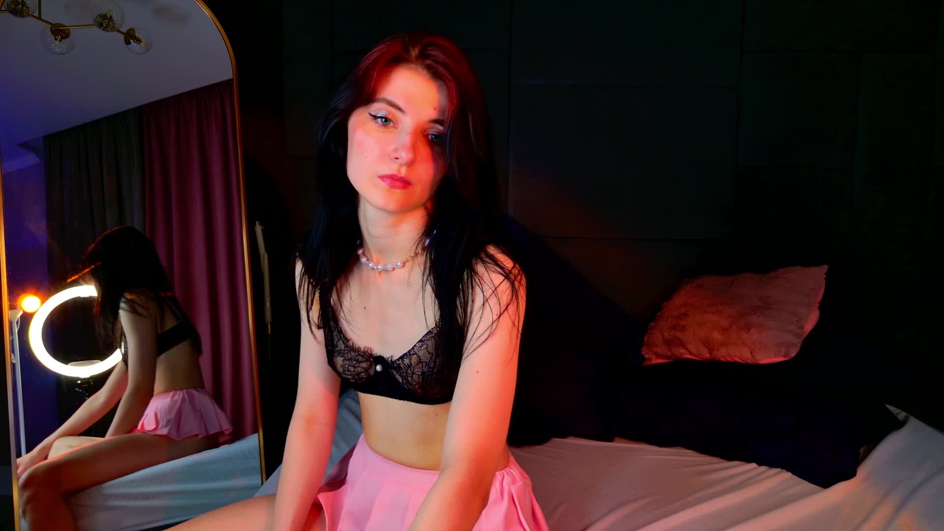 NicoleLuxe Adult Chat May 18, 2026