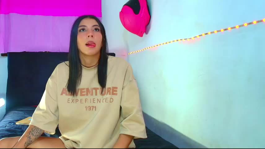 zara_kova Adult Chat May 18, 2026