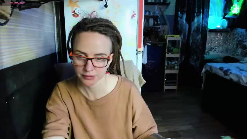 lisafoxy_y Adult Chat May 18, 2026