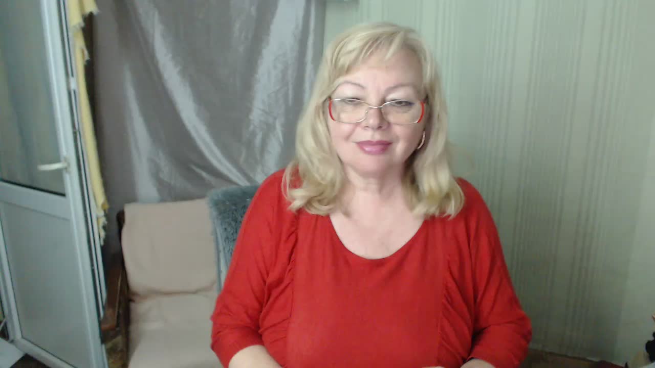 EvelynLoveShy Adult Chat May 18, 2026