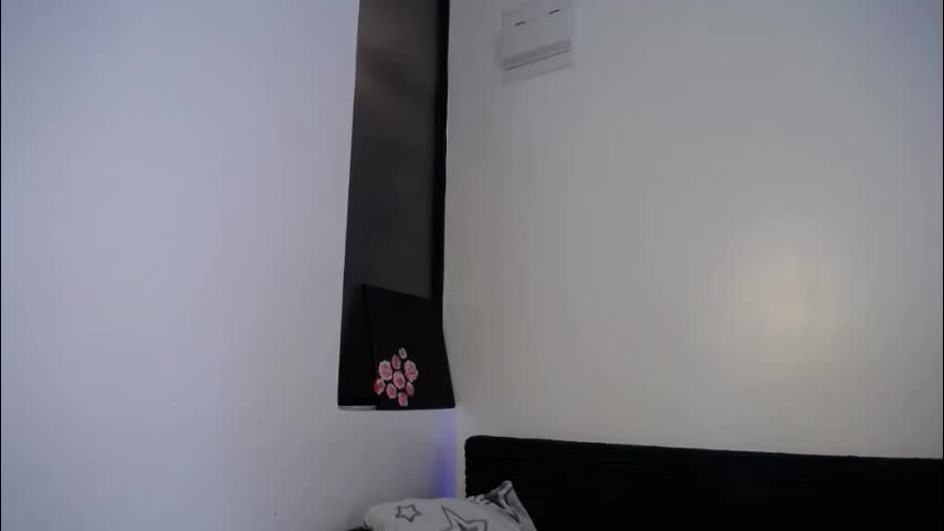 sexy_mia6 Adult Chat May 18, 2026