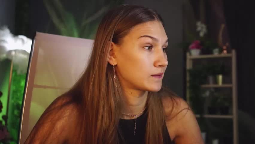 sweety_emilya Adult Chat May 18, 2026