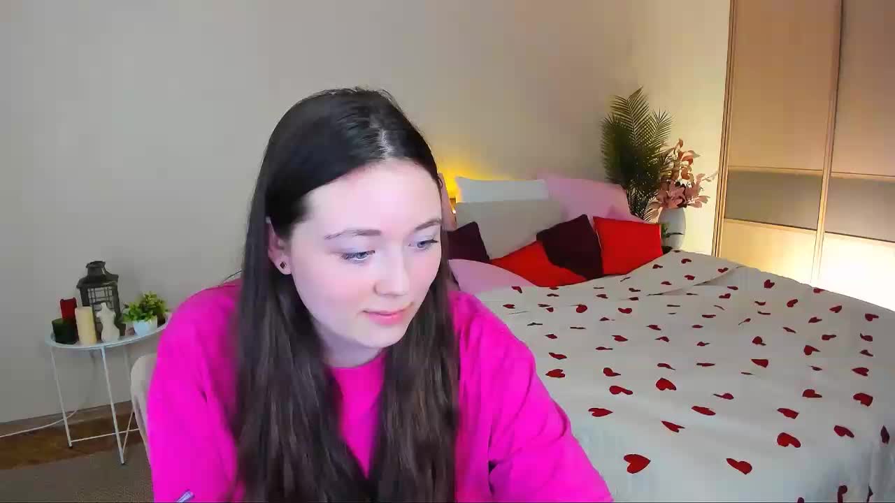 AlluringLookk Adult Chat May 18, 2026