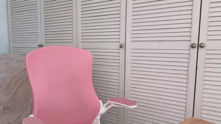 viellee Adult Chat May 18, 2026