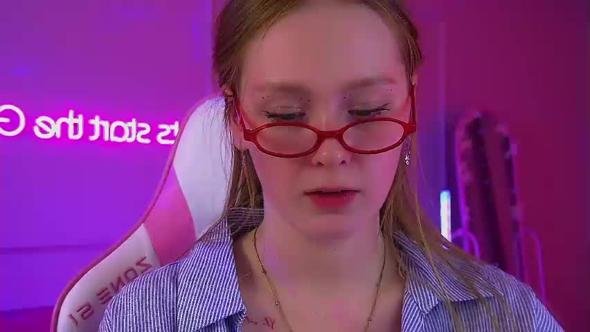 agatafoxley Adult Chat May 18, 2026