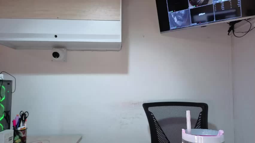 sophiie_blakee Adult Chat May 18, 2026