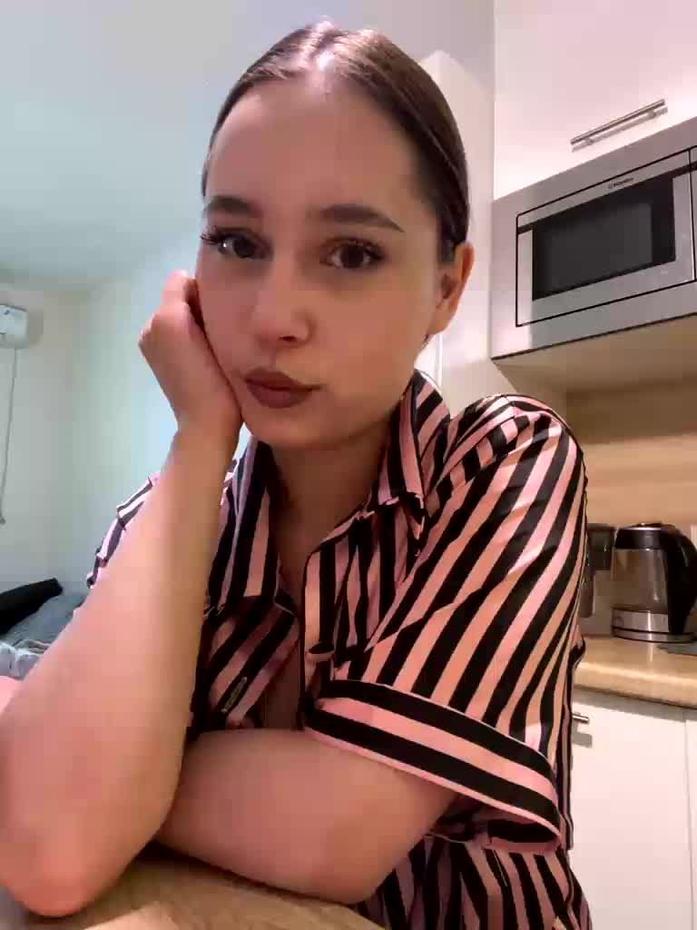 LunaKoma Adult Chat May 18, 2026