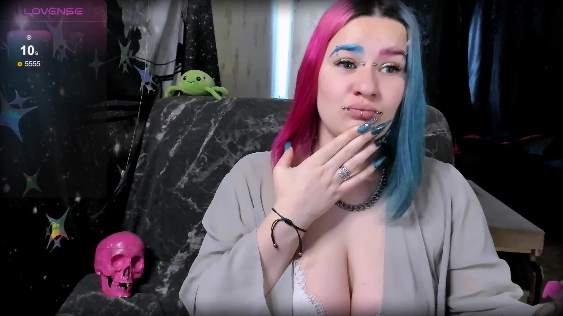 Neon-Baddie Adult Chat May 19, 2026