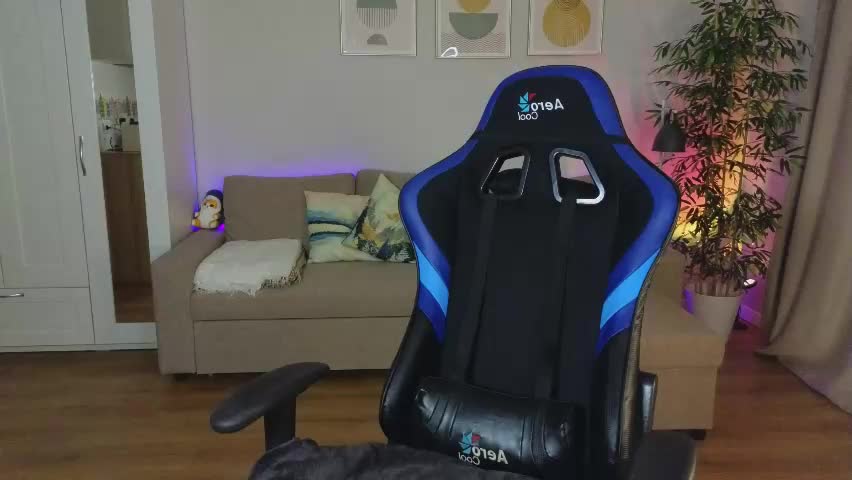 juliaortega_ Adult Chat May 18, 2026