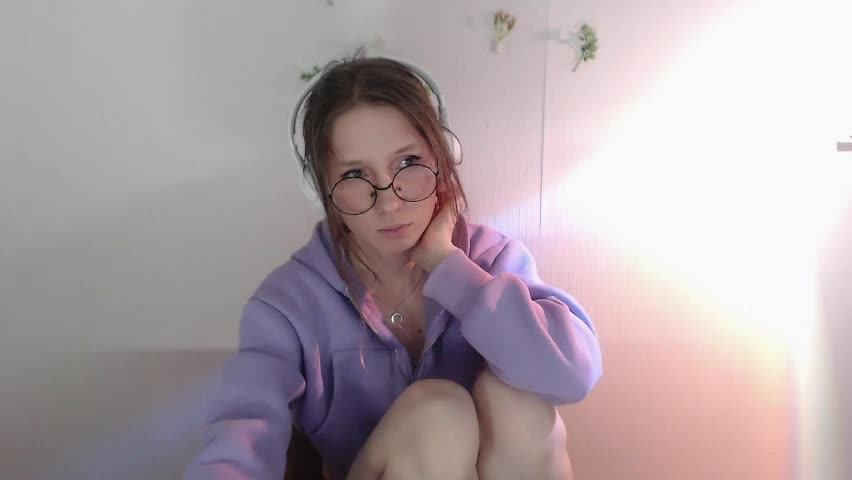 _hanna_moon_ Adult Chat May 18, 2026