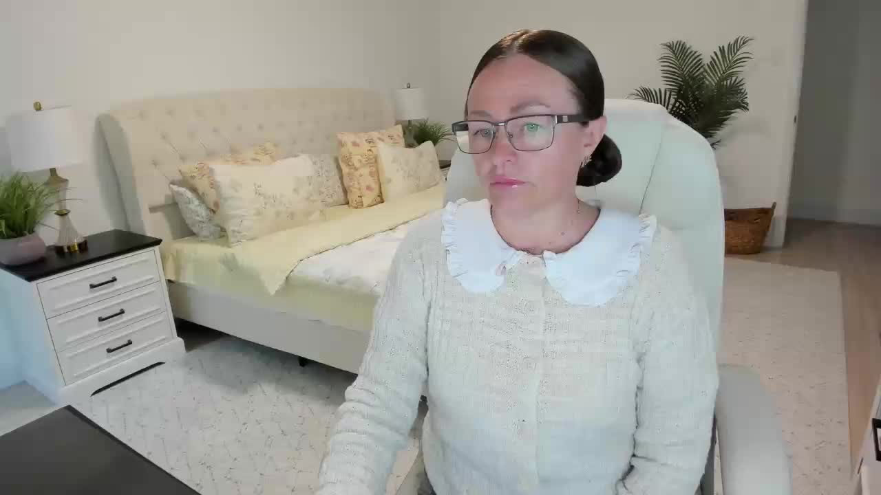 -Michelle- Adult Chat May 19, 2026