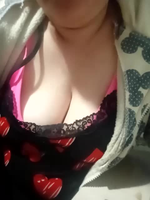 HollyLaBerry Adult Chat May 18, 2026