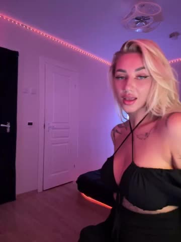 -AmazingBlonde- Adult Chat May 19, 2026