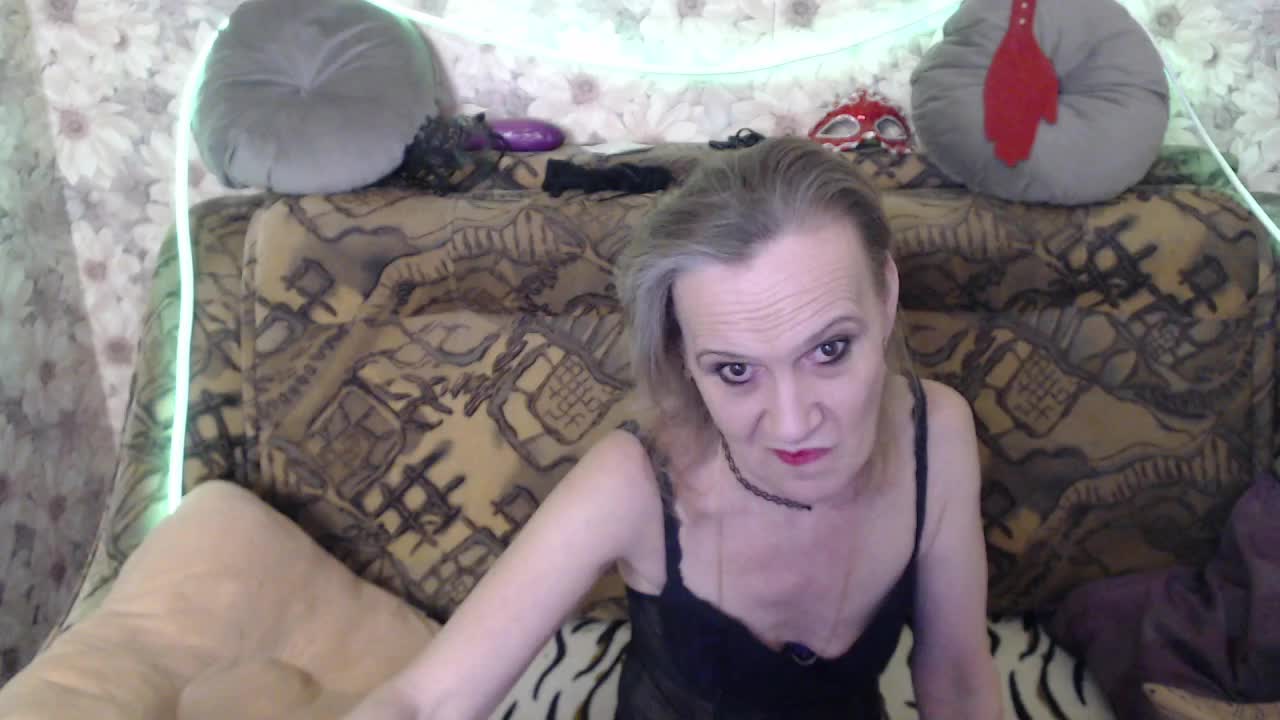 miss-bekker23 Adult Chat May 19, 2026