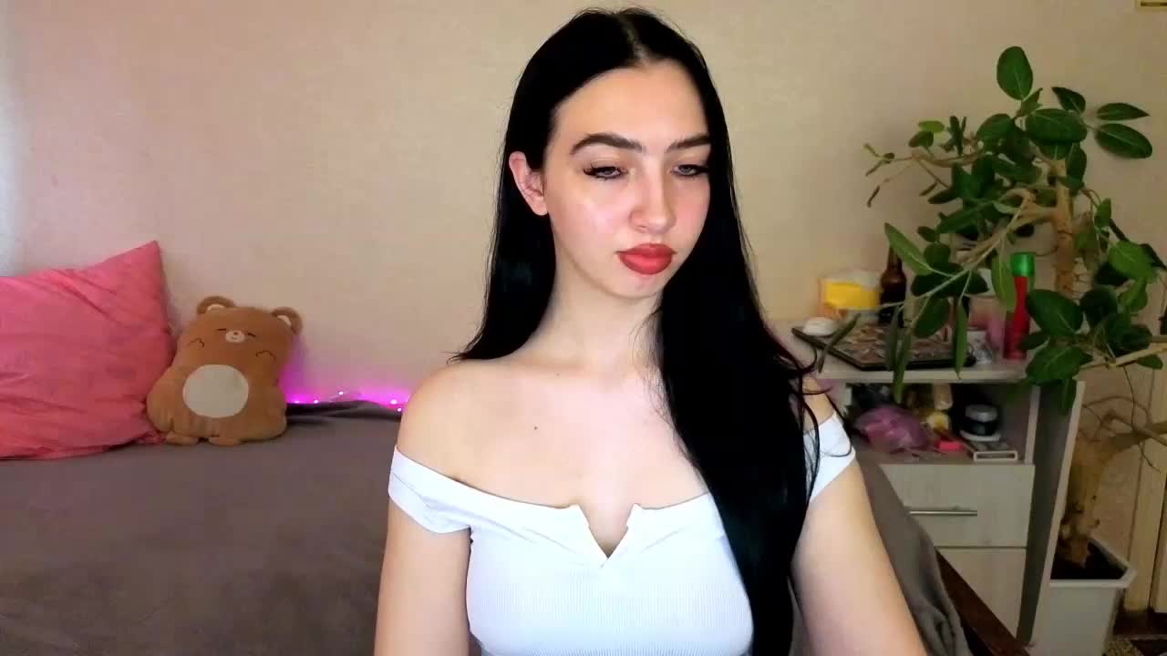 WildKittenX Adult Chat May 19, 2026