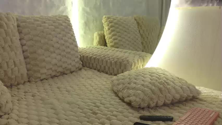 monique_a Adult Chat May 19, 2026