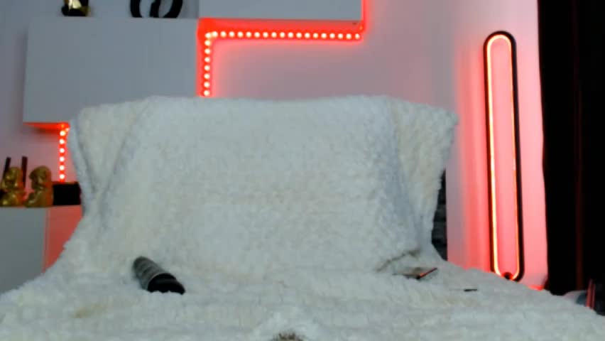 slut_tattoogirl Adult Chat May 19, 2026