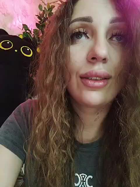 SexyKitty75-1 Adult Chat May 19, 2026