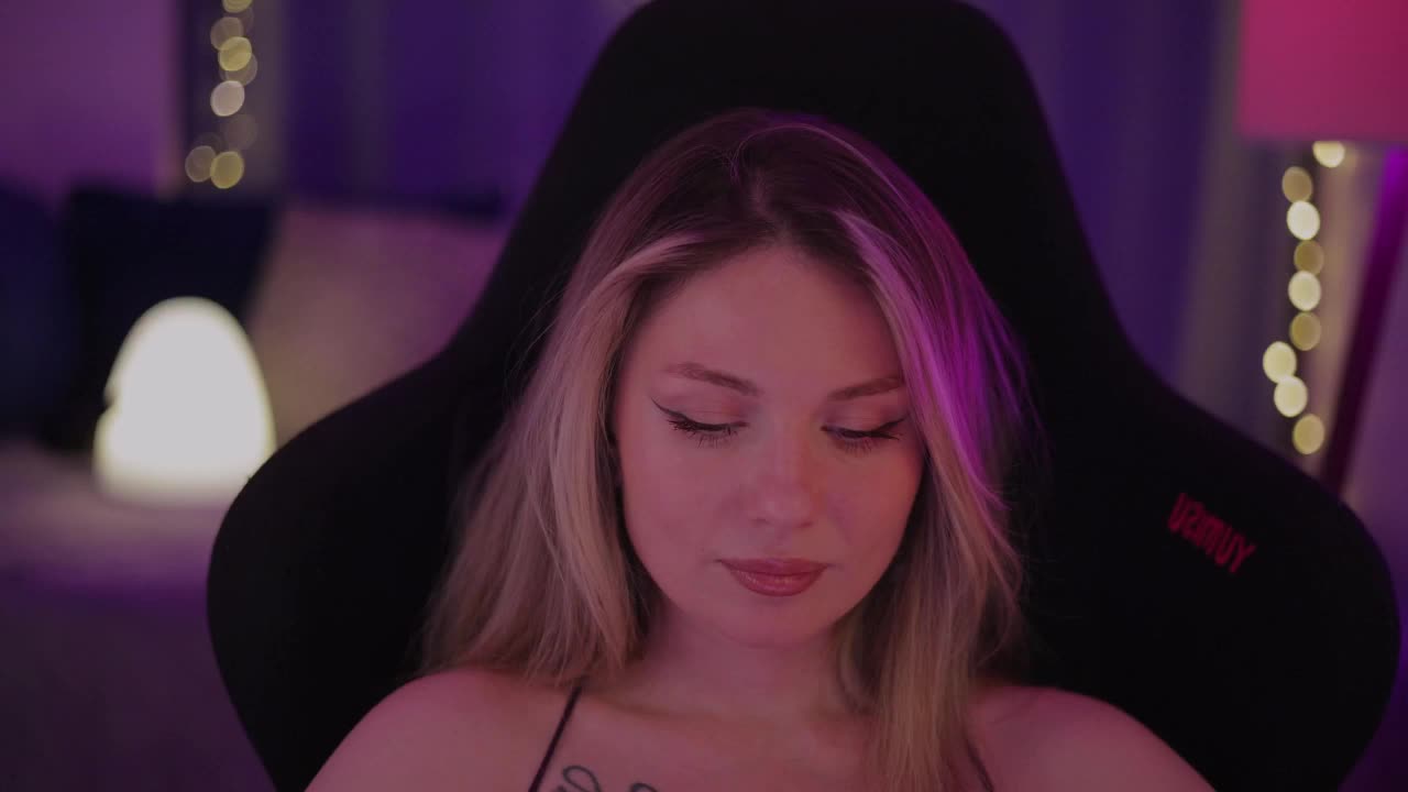 D_i_aM Adult Chat May 19, 2026