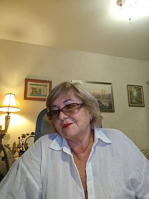 KarinkaSweet Adult Chat May 20, 2026