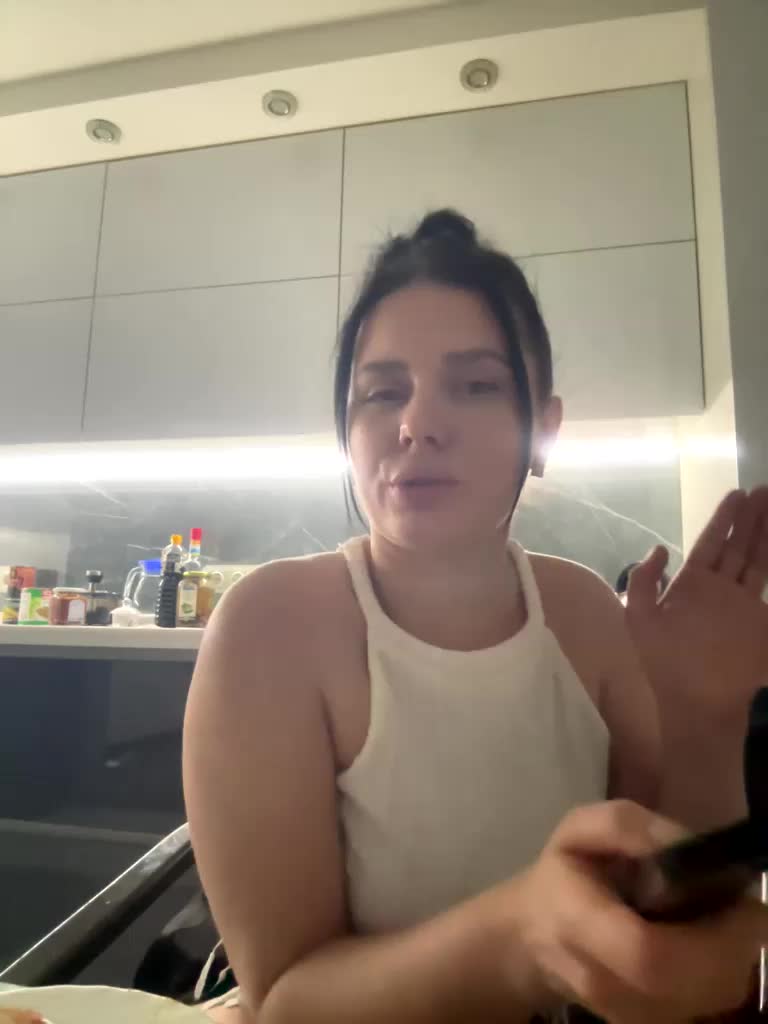 Mishel6661 Adult Chat May 20, 2026