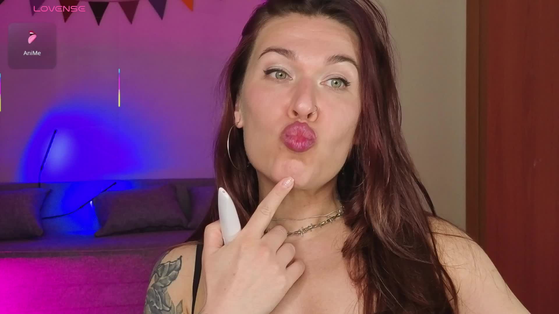 ReginaHawkinss Adult Chat May 20, 2026