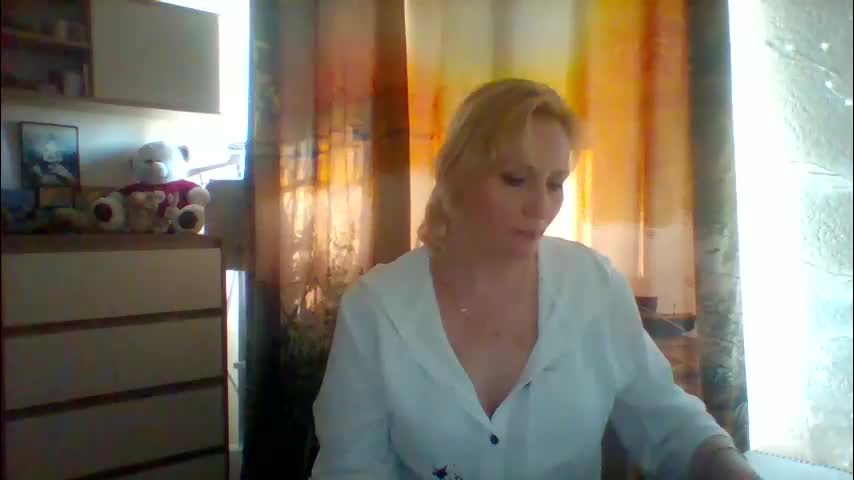 velka_raspberry Adult Chat May 19, 2026