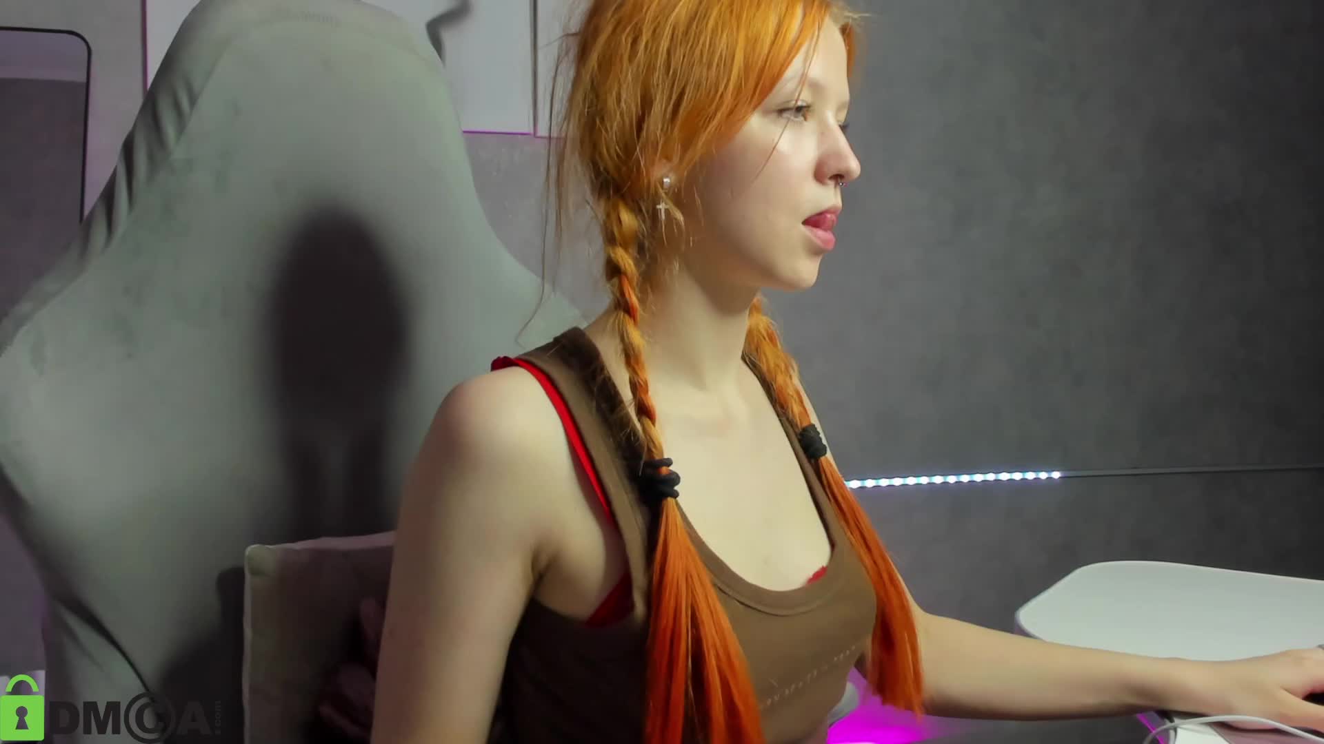 Emma-Dusk Adult Chat May 20, 2026