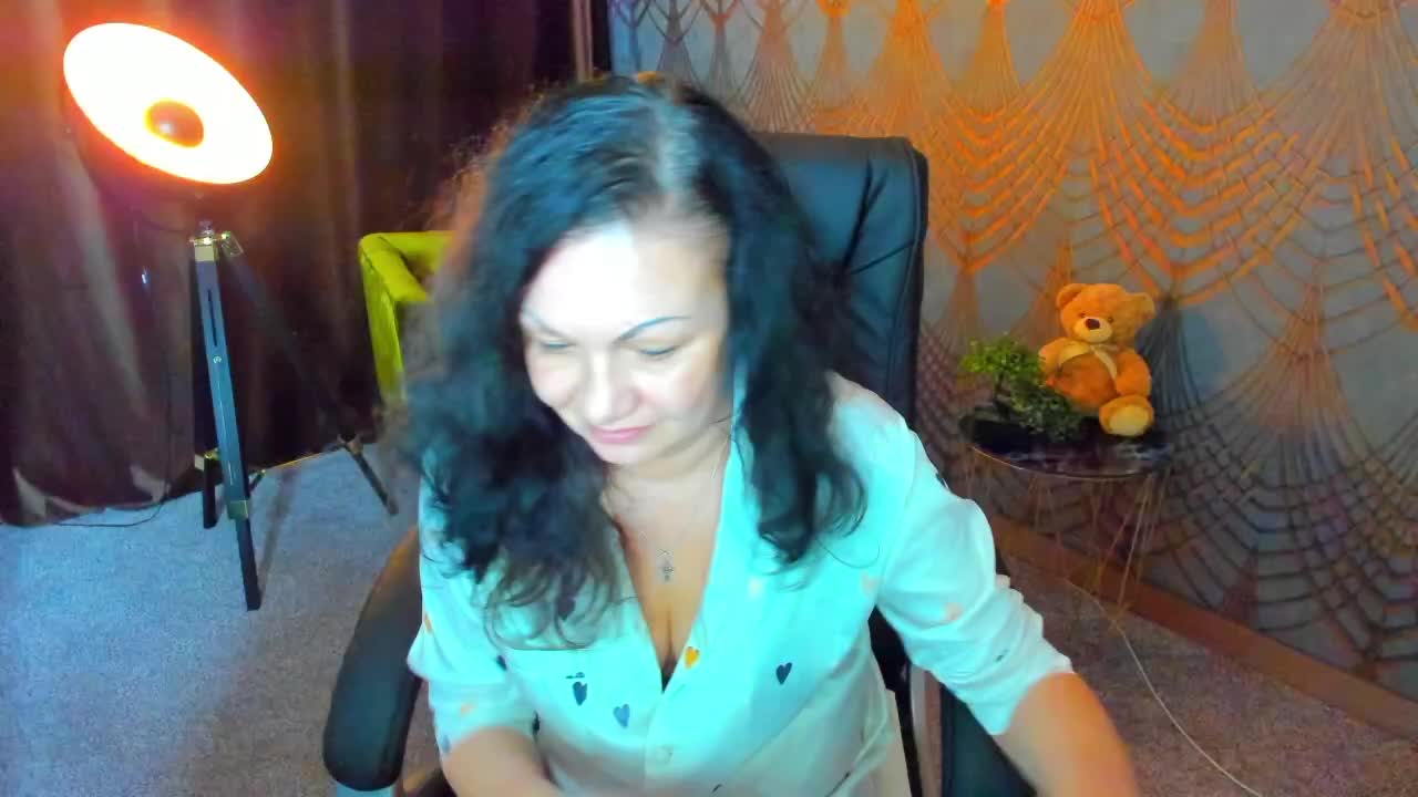 IrissMoon Adult Chat May 20, 2026