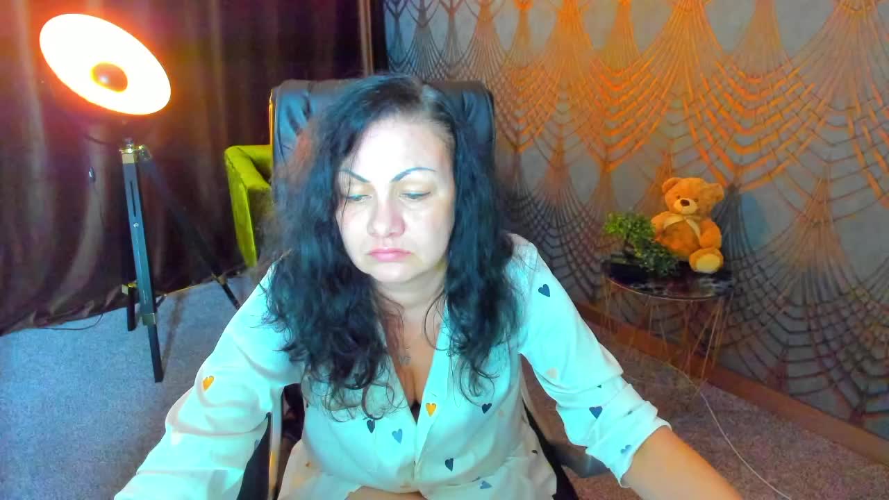 IrissMoon Adult Chat May 20, 2026