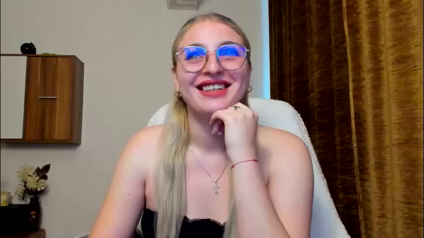lexxxybby Adult Chat May 20, 2026
