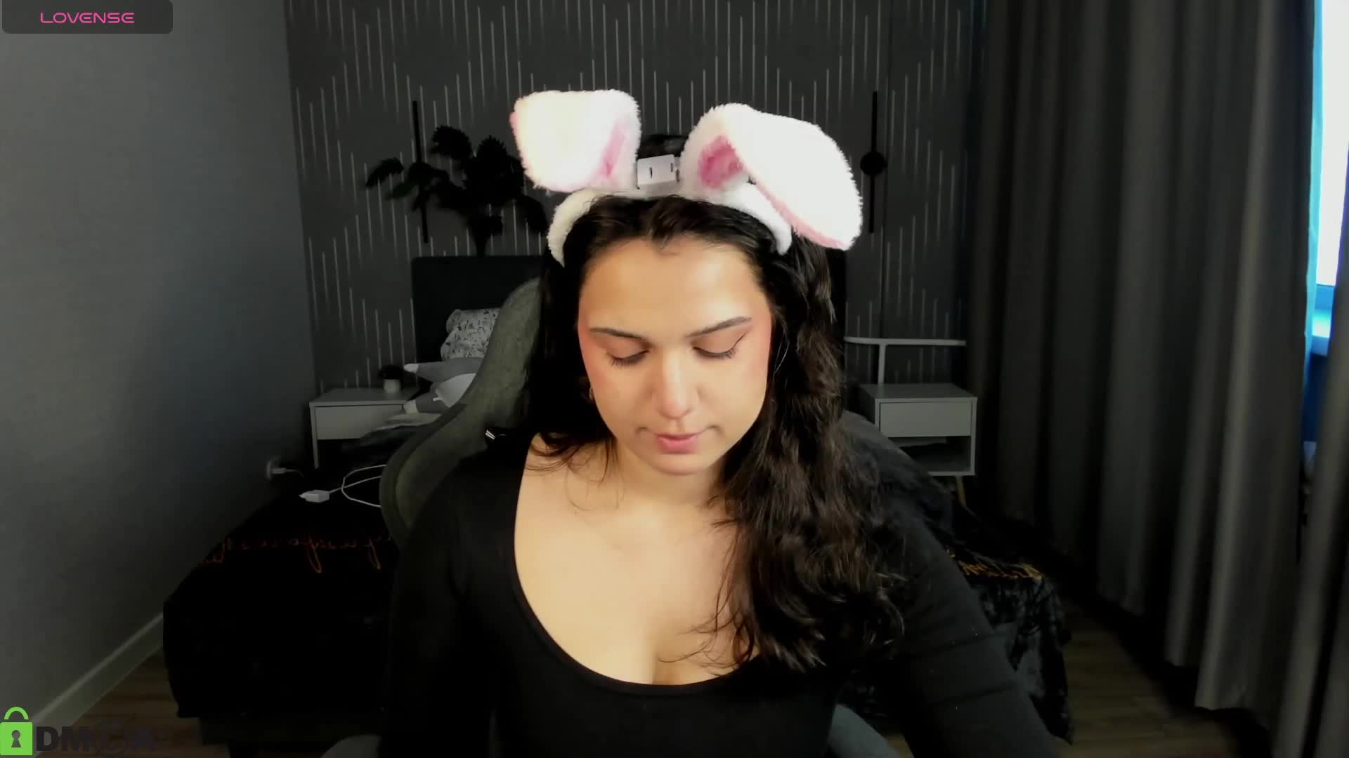 Vivien-Ross Adult Chat May 20, 2026
