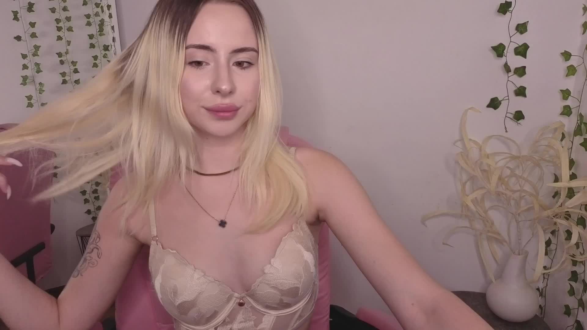 Bella-crazyy Adult Chat May 20, 2026