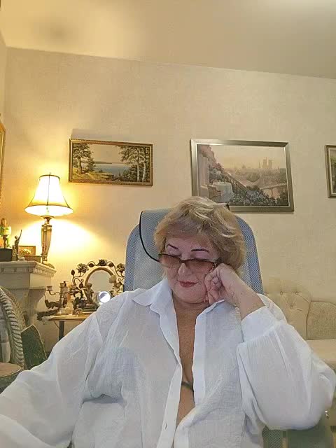 KarinkaSweet Adult Chat May 20, 2026